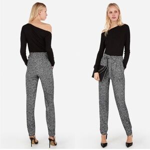 Express Black and White Women's Cropped pants